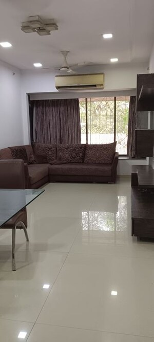 Living Room in 2 BHK Apartment at Garden View Andheri West, Andheri West – for Rent