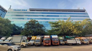  Office Space – Exterior View View at Andheri East - for Rent