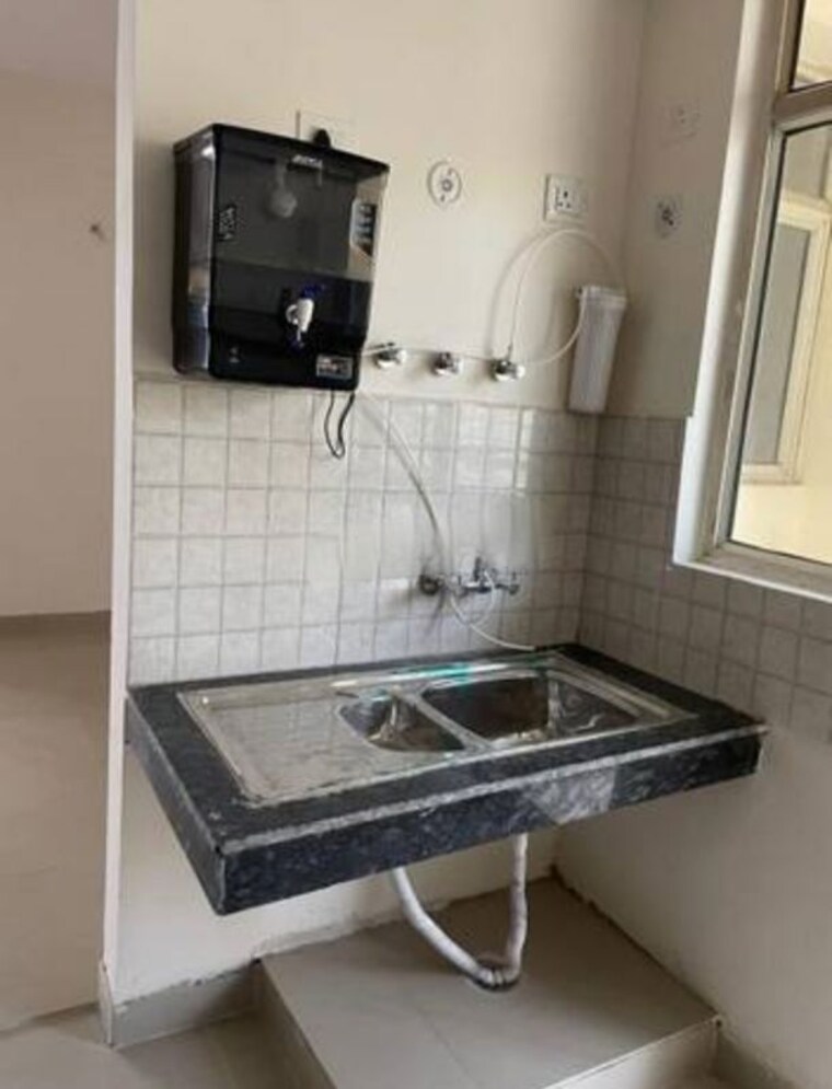 Kitchen, omaxe-waterscapes 3 Bedroom 1500 Sq.Ft. Apartment In Gomti Nagar Lucknow 10332785