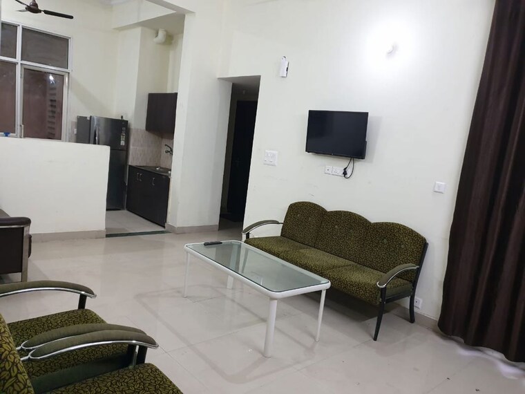 Team Area, assotech-windsor-court 1 RK 800 Sq.Ft. Apartment In Sector 78 Noida 10332805