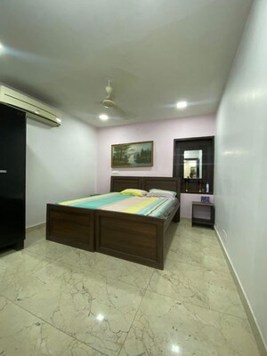 6 BHK Builder Floor For Sale in Sector 56