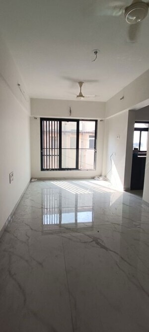 1 BHK Apartment For Rent in Silver Apartments, Santacruz East