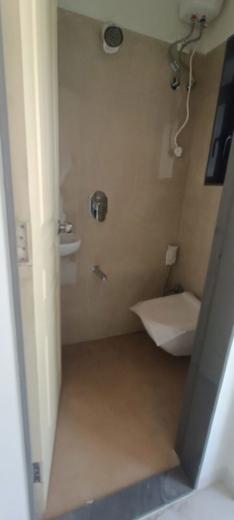 Bathroom, silver-apartments 1 Bedroom 650 Sq.Ft. Apartment In Santacruz East Mumbai 10332833