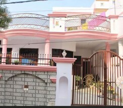 5 BHK + Pooja Room,Servant Room,Study Room,Extra Room,Basement,Store Room Independent House For Sale in Sector 7