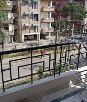 Balcony in 3 BHK Builder Floor at Sector 10 – for Sale