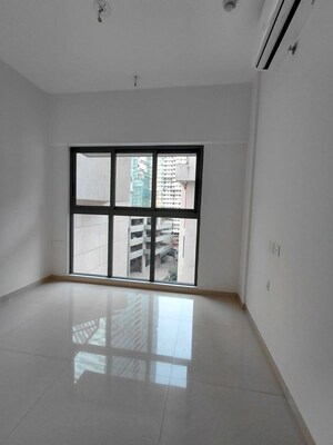 2 BHK Apartment For Rent in Lodha Vista, Lower Parel