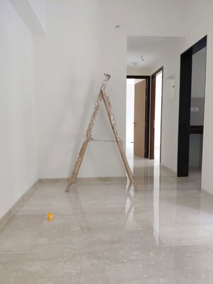 Room in 2 BHK Apartment at Lodha Vista, Lower Parel – for Rent