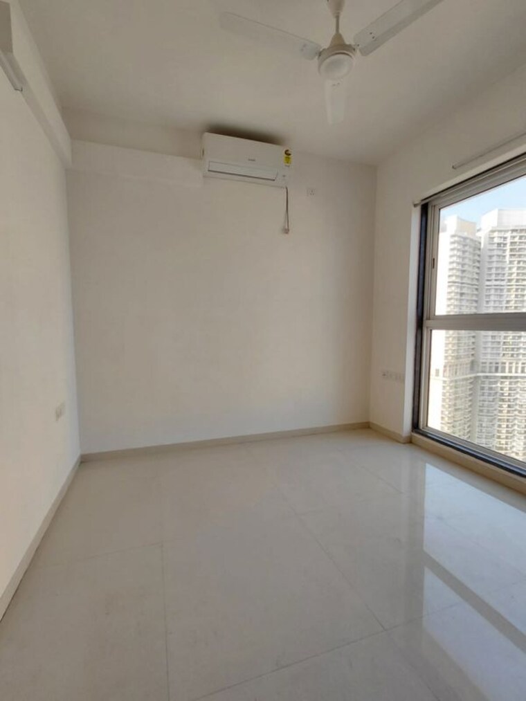 Room, runwal-nirvana 3 Bedroom 1100 Sq.Ft. Apartment In Parel Mumbai 10332892