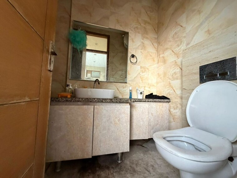 Bathroom, indrapuram 2 Bedroom 1355 Sq.Ft. Builder Floor In Indrapuram Ghaziabad 10332923