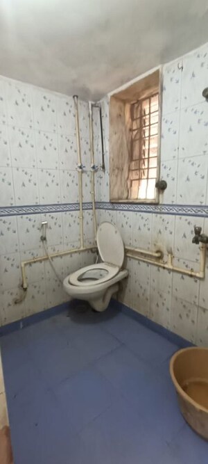 Bathroom in 2 BHK Apartment at Sagar Avenue, Santacruz East – for Rent