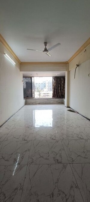 2 BHK Apartment For Rent in Sagar Avenue, Santacruz East