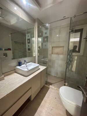 Team Area in 4 BHK Builder Floor at Greater Kailash I – for Rent