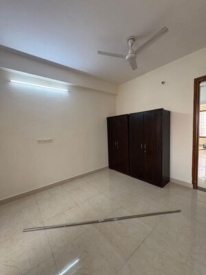 Room in 3 BHK Builder Floor at Sector 62 – for Sale