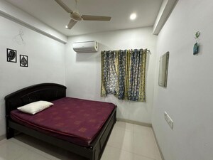 Bedroom in 2 BHK Builder Floor at Sriram Nagar – for Rent