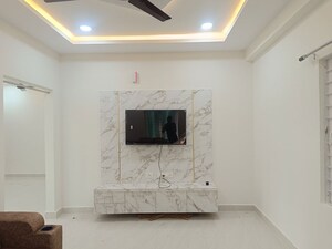 Room in 3 BHK Builder Floor at Sriram Nagar – for Rent