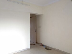 Room in 2 BHK Apartment at L&T Emerald Isle, Powai – for Rent