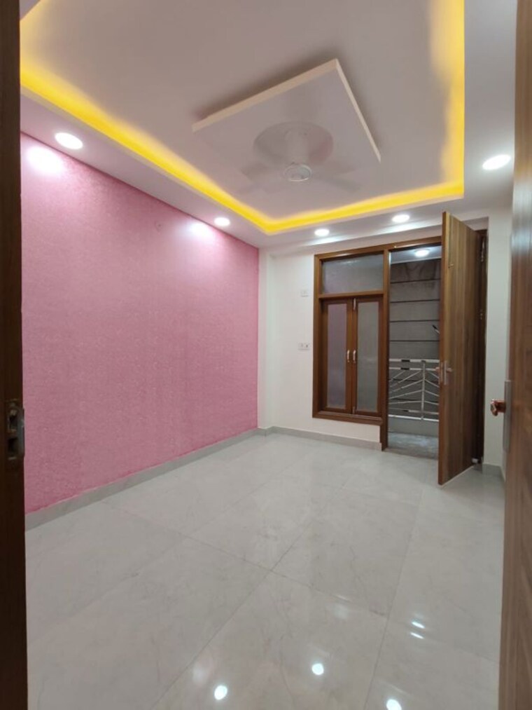 Room, govindpuri 3 Bedroom 908 Sq.Ft. Builder Floor In Govindpuri Delhi 10332975