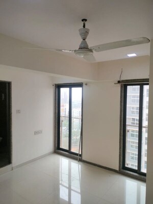 Room in 4 BHK Apartment at LK Umang Heights, Andheri West – for Sale