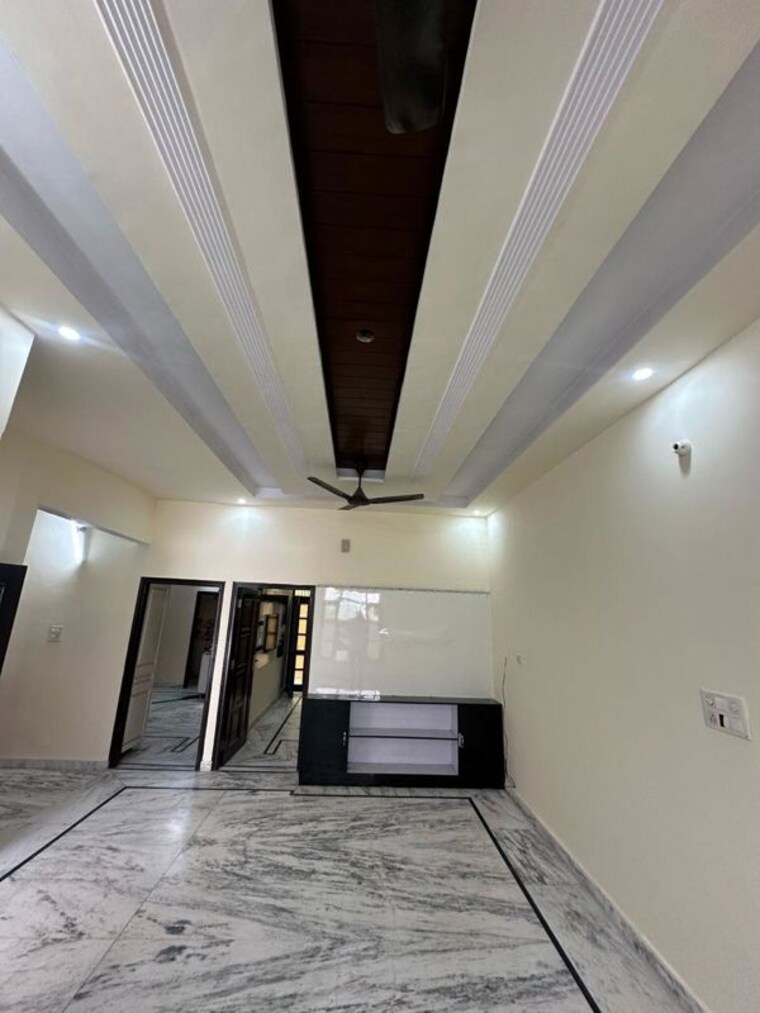 Living Room, garden colony 3 Bedroom 110 Sq.Yd. Independent House In Garden Colony Mohali 10333001