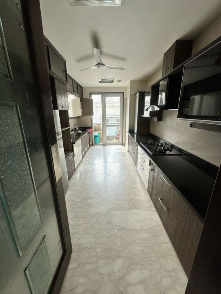 Kitchen, lajpat nagar 4 Bedroom 300 Sq.Yd. Builder Floor In Lajpat Nagar Delhi 10333031
