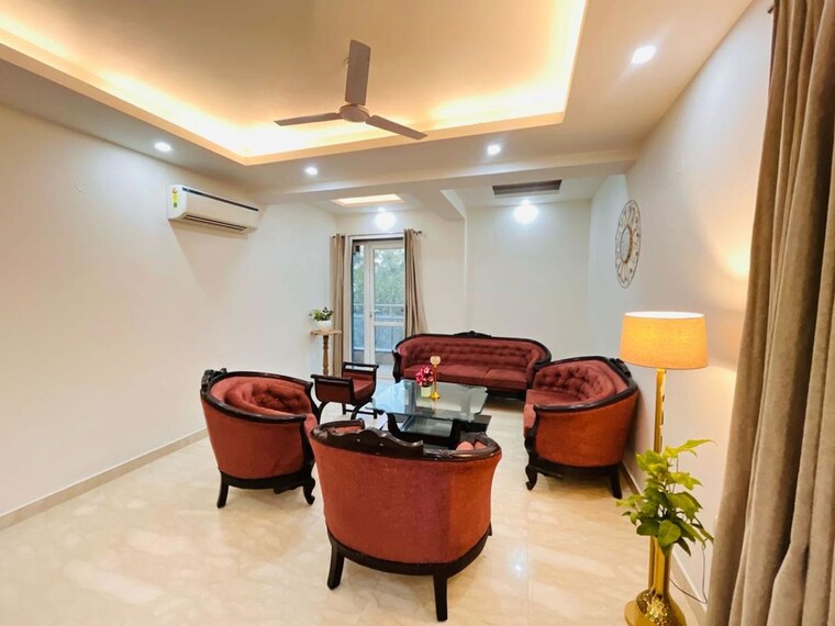 Living Room, lajpat nagar 4 Bedroom 300 Sq.Yd. Builder Floor In Lajpat Nagar Delhi 10333031