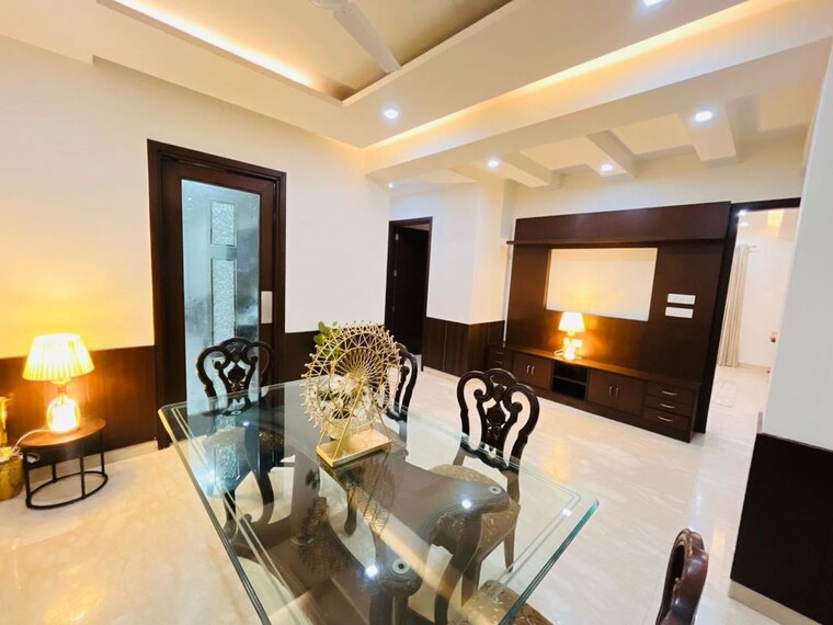 Living Room, lajpat nagar 4 Bedroom 300 Sq.Yd. Builder Floor In Lajpat Nagar Delhi 10333031