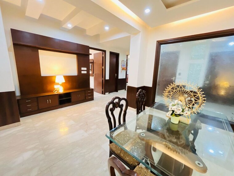 Living Room, lajpat nagar 4 Bedroom 300 Sq.Yd. Builder Floor In Lajpat Nagar Delhi 10333031