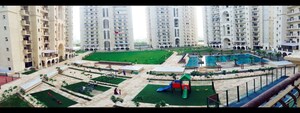 Swimming Pool in 3 BHK Apartment at Sunshine Helios, Sector 78 – for Sale