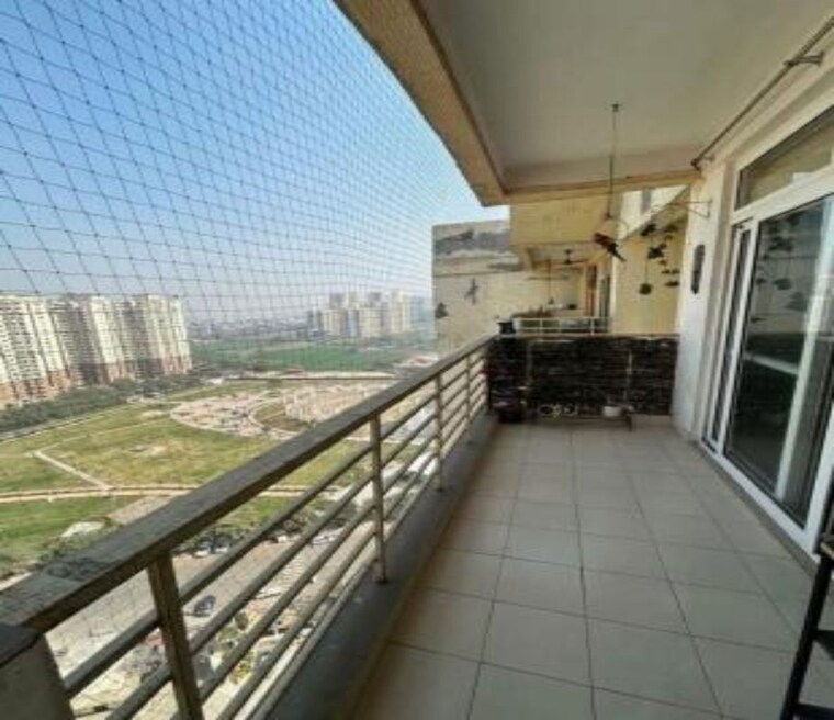Balcony, sunshine-helios 3 Bedroom 1653 Sq.Ft. Apartment In Sector 78 Noida 10333061