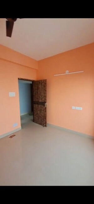 Room in 3 BHK Apartment at New Town – for Rent