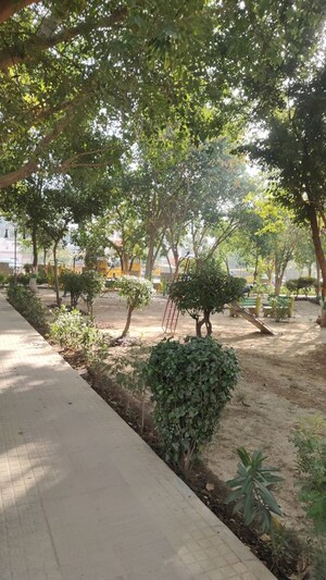  Plot For Sale in Sector 45