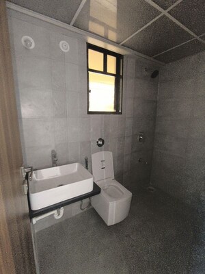 Bathroom in 3 BHK Apartment at Kohinoor Shangrila, Pimpri – for Rent