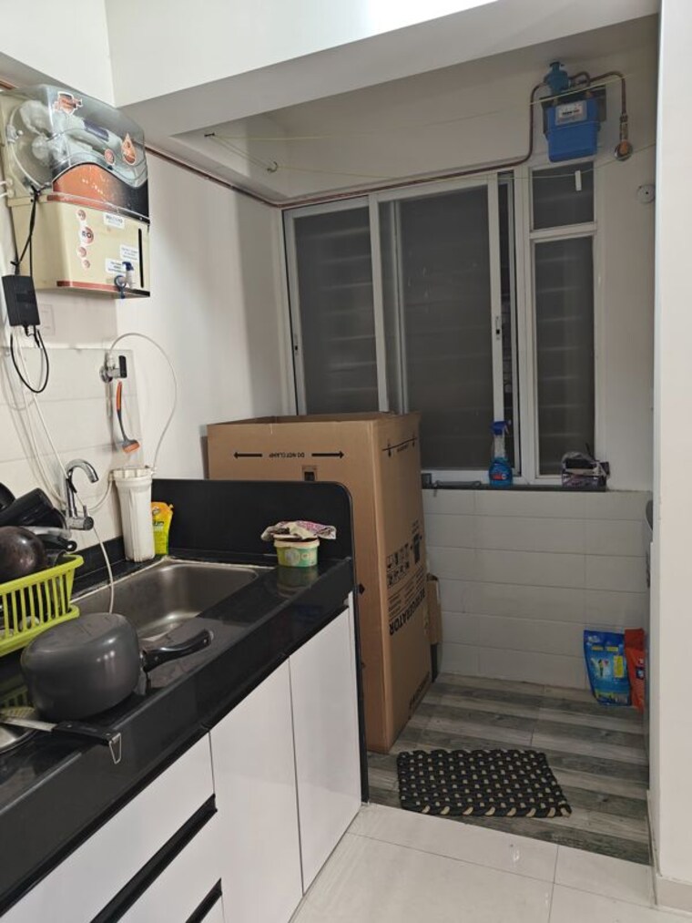 Kitchen, neev-itrend-life-2 1 Bedroom 600 Sq.Ft. Apartment In Wakad Pune 10333134