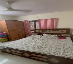 Bedroom in 3 BHK Apartment at Matunga East – for Sale