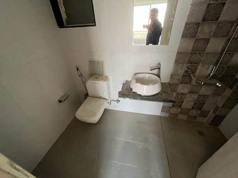 Bathroom, satyam-shivam-apartments 1 Bedroom 550 Sq.Ft. Apartment In Pashan Pune 10333220