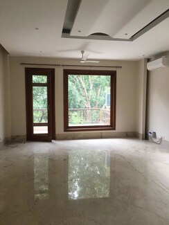 4 BHK + Pooja Room,Servant Room,Study Room,Extra Room Apartment For Rent in Vasant Vihar