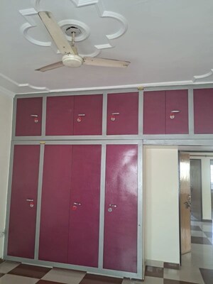 Building Lobby in 3 BHK Independent House at Gomti Nagar – for Rent