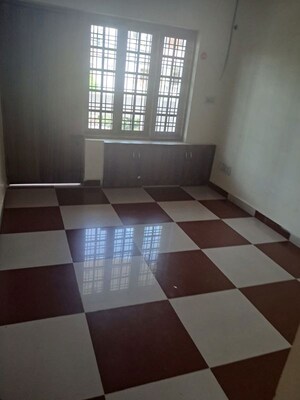 Bathroom in 3 BHK Independent House at Gomti Nagar – for Rent