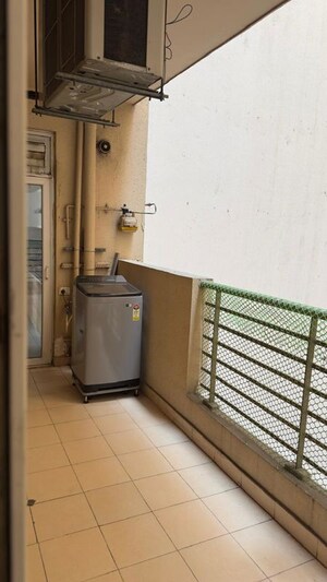 Bathroom in 3 BHK Apartment at ABA Cleo County, Sector 121 – for Rent