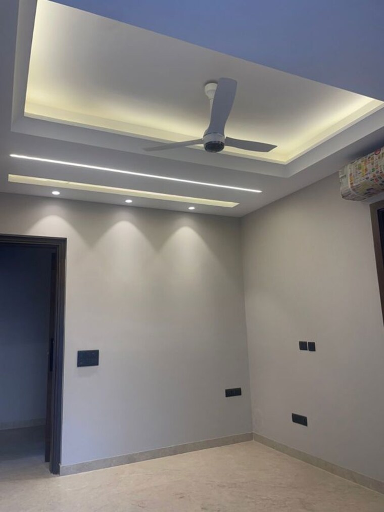 undefined, defence colony 3 Bedroom 3000 Sq.Ft. Apartment In Defence Colony Delhi 10333256