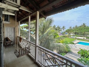 Balcony in 4 BHK Independent House at Samudra Mahal, Worli – for Rent