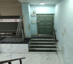 Staircase in  Shop at Parel – for Rent