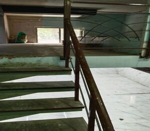 Staircase in  Shop at Parel – for Rent
