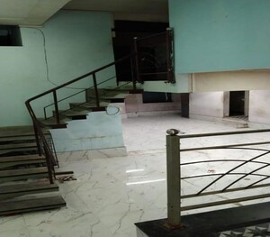 Staircase in  Shop at Parel – for Rent