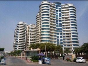 3.5 BHK Apartment For Rent in Omaxe The Forest Spa, Sector 43