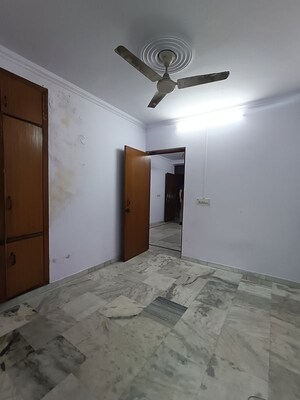 Room in 1 BHK Builder Floor at Malviya Nagar – for Sale