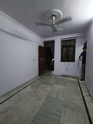 Room in 1 BHK Builder Floor at Malviya Nagar – for Sale