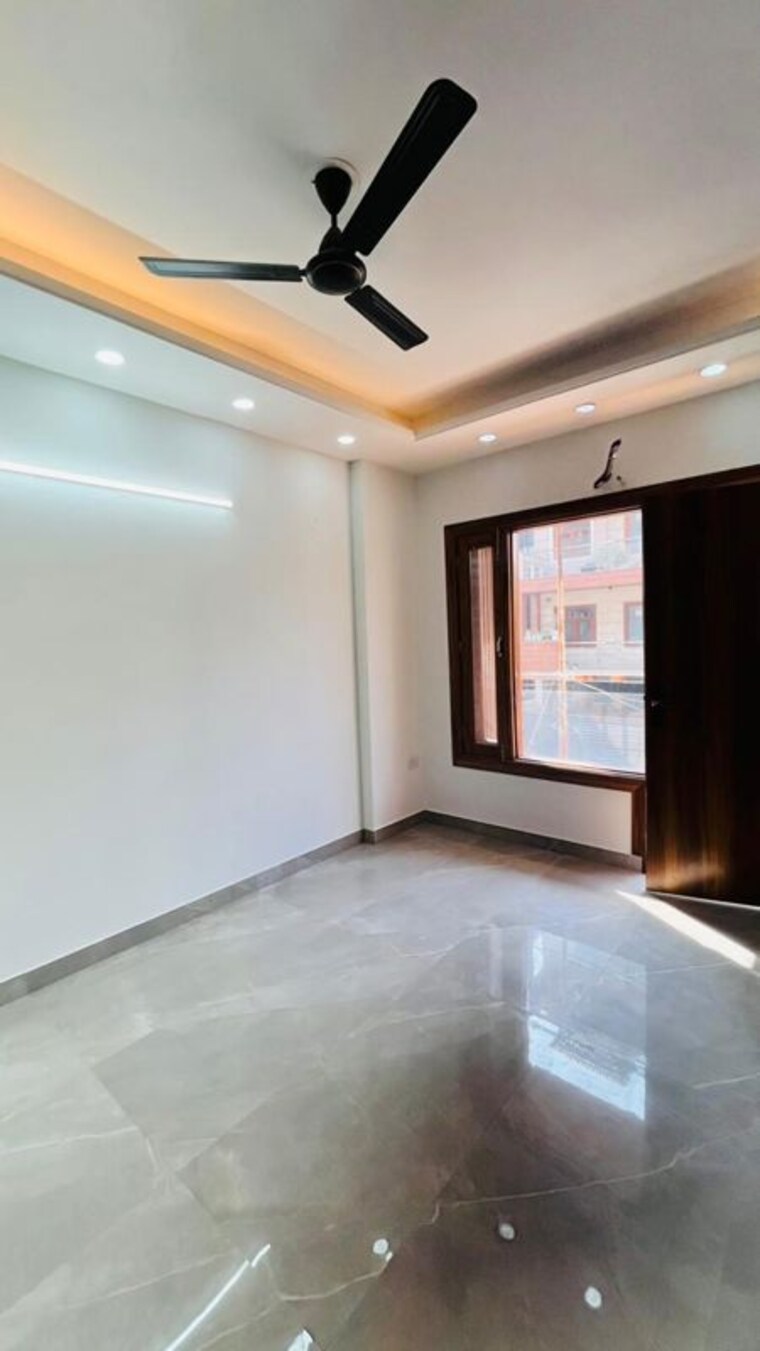 Room, vipul-world-floors 3 Bedroom 192 Sq.Ft. Builder Floor In Sector 48 Gurgaon 10333323