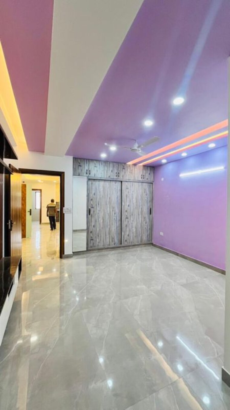 Room, vipul-world-floors 3 Bedroom 192 Sq.Ft. Builder Floor In Sector 48 Gurgaon 10333323