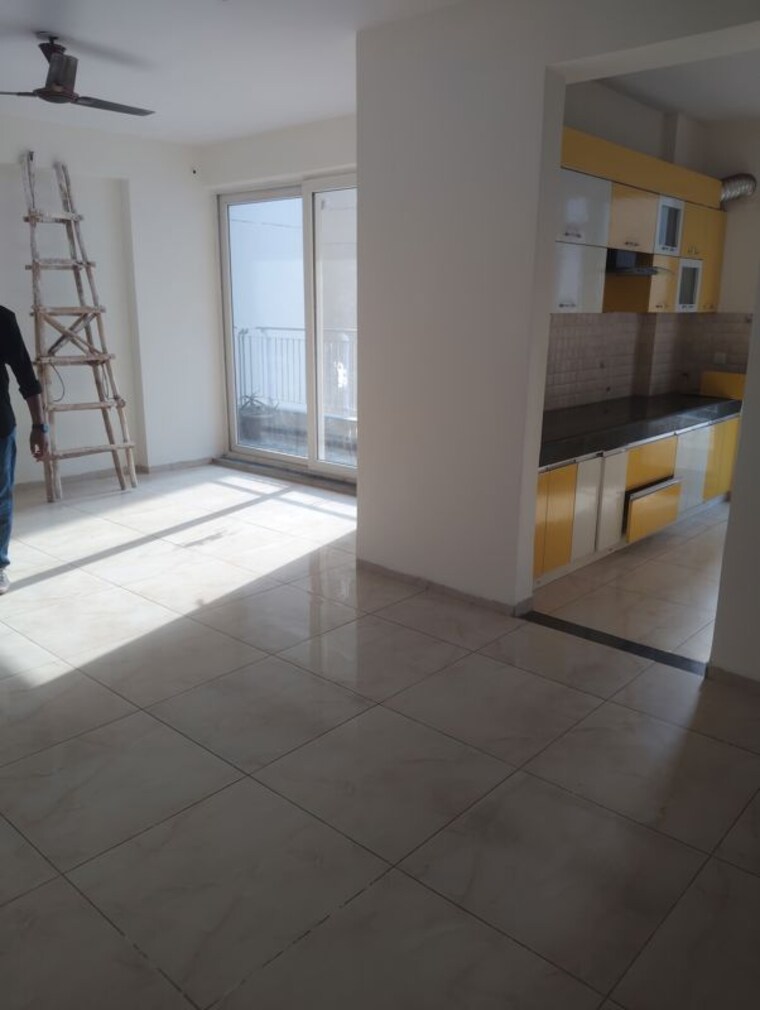 Room, bptp-discovery-park 3 Bedroom 1650 Sq.Ft. Apartment In Sector 80 Faridabad 10333333